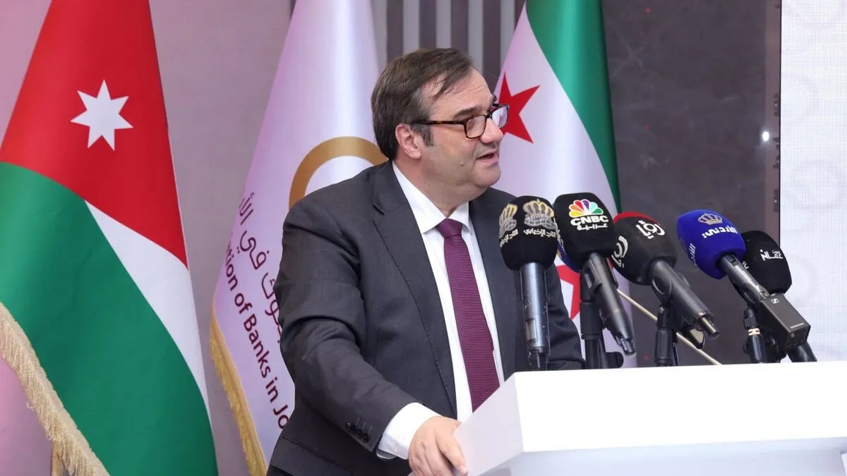 قمة أردنية سورية: خطوات متسارعة نحو إعادة الإعمار وفرص واعدة للتعاون المصرفي