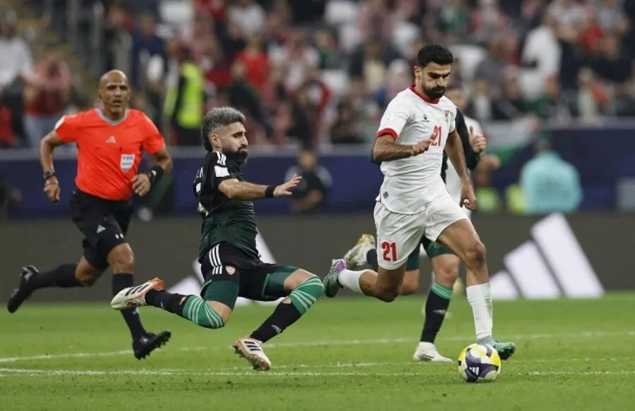 الأردن ينتزع فوزًا مثيرًا من الإمارات في افتتاح مشواره بكأس العرب قطر 2025