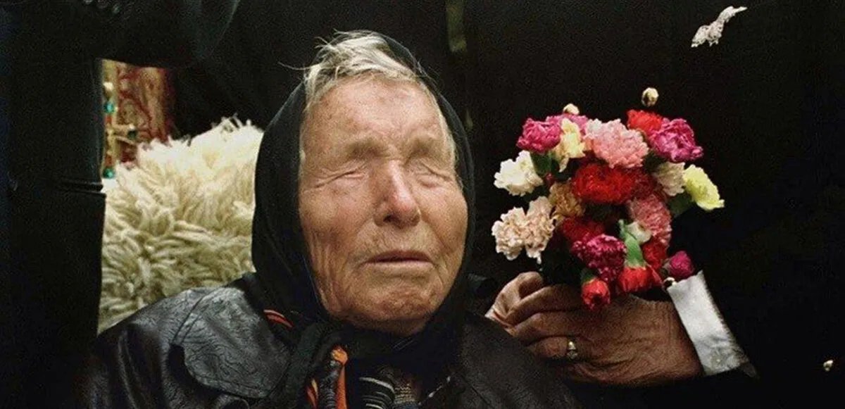 تنبؤات بابا فانغا لعام 2025: هل نشهد تواصلاً مع كائنات فضائية يوم الجمعة؟