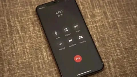 غوغل تطور ميزة جديدة في أندرويد لتحديد أهمية المكالمات قبل الإجابة