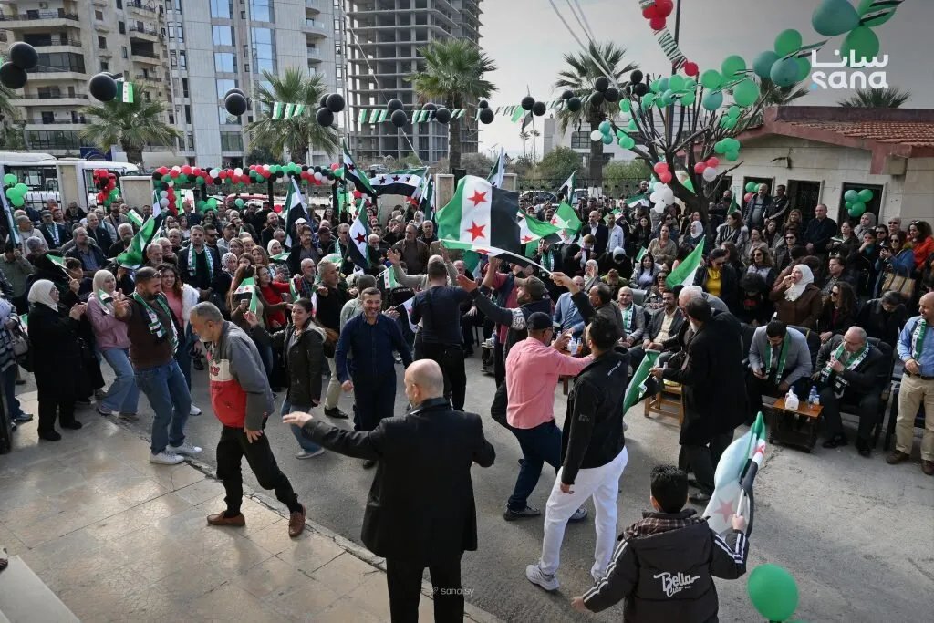 اللاذقية تحتفل بالذكرى الأولى للتحرير: فعاليات تعزز الوحدة الوطنية