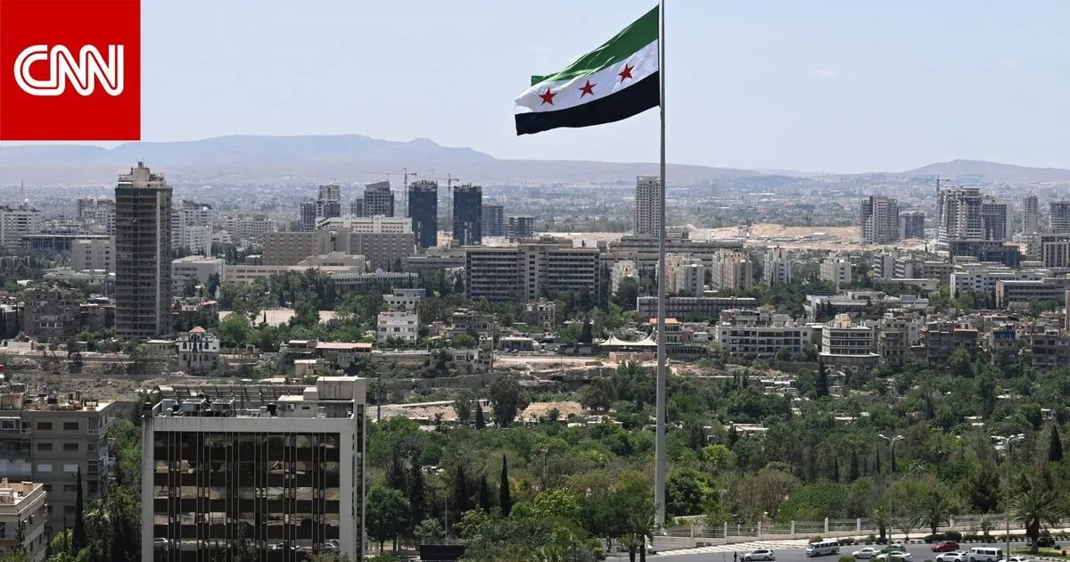 تفاصيل جريمة زيدل في حمص: الداخلية السورية تكشف عن هوية المتهم وكتابته لعبارات طائفية لتضليل العدالة