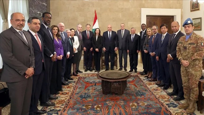 الرئيس عون يدعو المجتمع الدولي للضغط على إسرائيل لوقف انتهاكاتها ويؤكد التزام لبنان بالقرارات الأممية