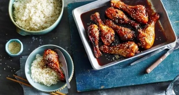 استمتع بمذاق كوريا: طريقة تحضير الدجاج المقلي الحار في منزلك