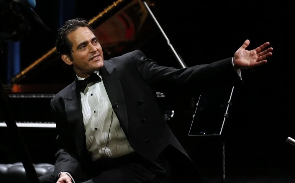 الموسيقار مالك جندلي ينسحب من جولة السيمفونية السورية بعد إلغاء حفل ساحة الساعة في حمص