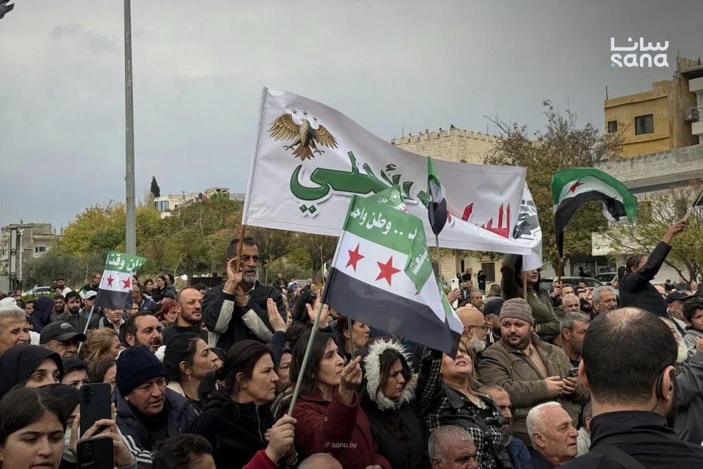 القرداحة تحتفل بالذكرى الأولى للتحرير بفعالية شعبية تؤكد الوحدة الوطنية