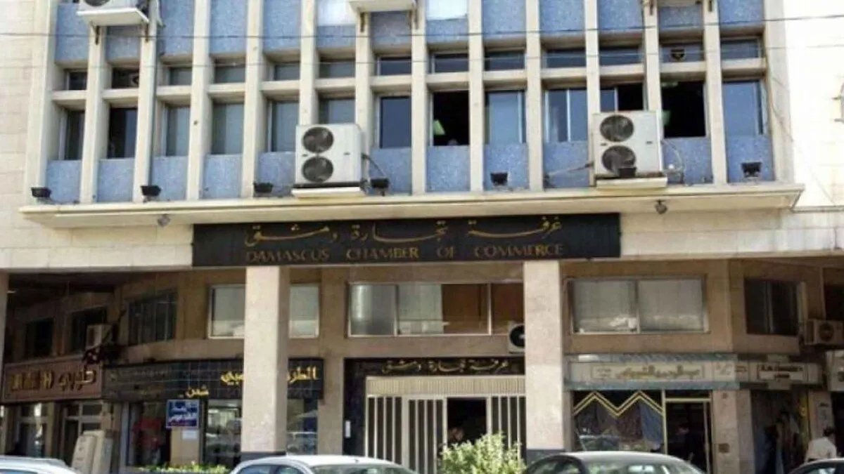 تخفيضات وعروض تجارية بدمشق بمناسبة عيد التحرير