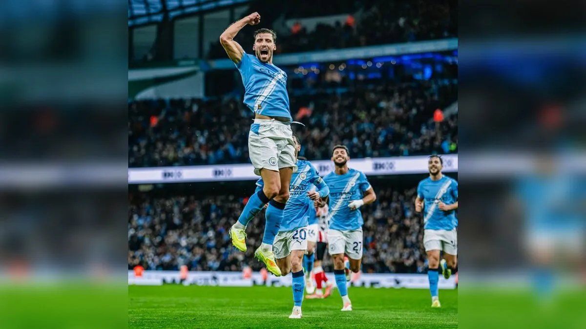 مانشستر سيتي يتألق ويهزم سندرلاند، وآرسنال يسقط أمام أستون فيلا في الدوري الإنجليزي الممتاز