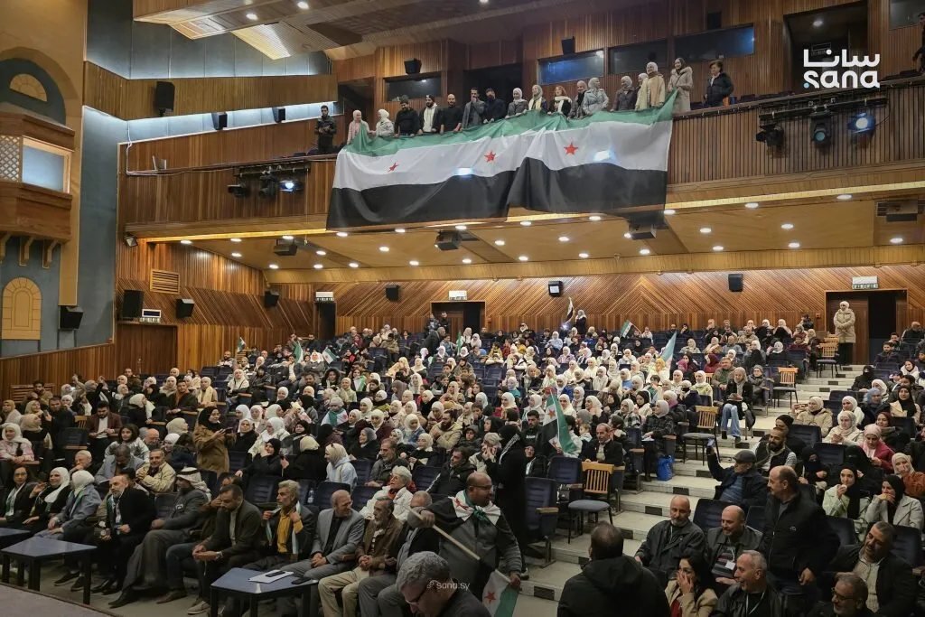 حمص تحتفي بالذكرى الأولى للتحرير بأمسية شعرية وفنية