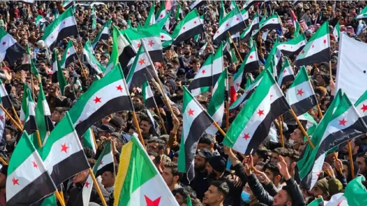 سوريا بعد عام من التحرير: احتفالات ودلالات سياسية واجتماعية نحو مستقبل جديد