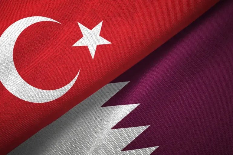 قطر وتركيا تجددان دعمهما لسوريا: جهود مشتركة للسلام وإعادة الإعمار ورفع العقوبات